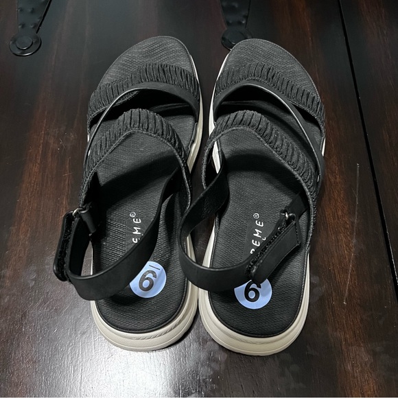 Extreme Comfort by Eddie Marc Grete Slingback Comfort Sandal - Picture 4 of 9